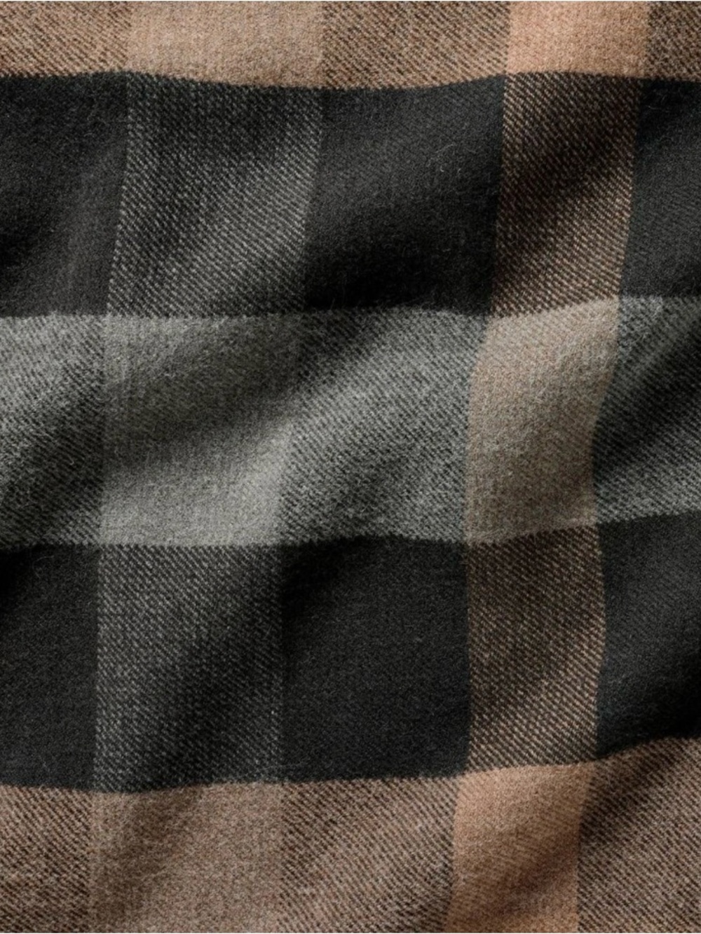 Woolrich Oversized Plaid Throw - Brown & Black - Picture 8 of 8